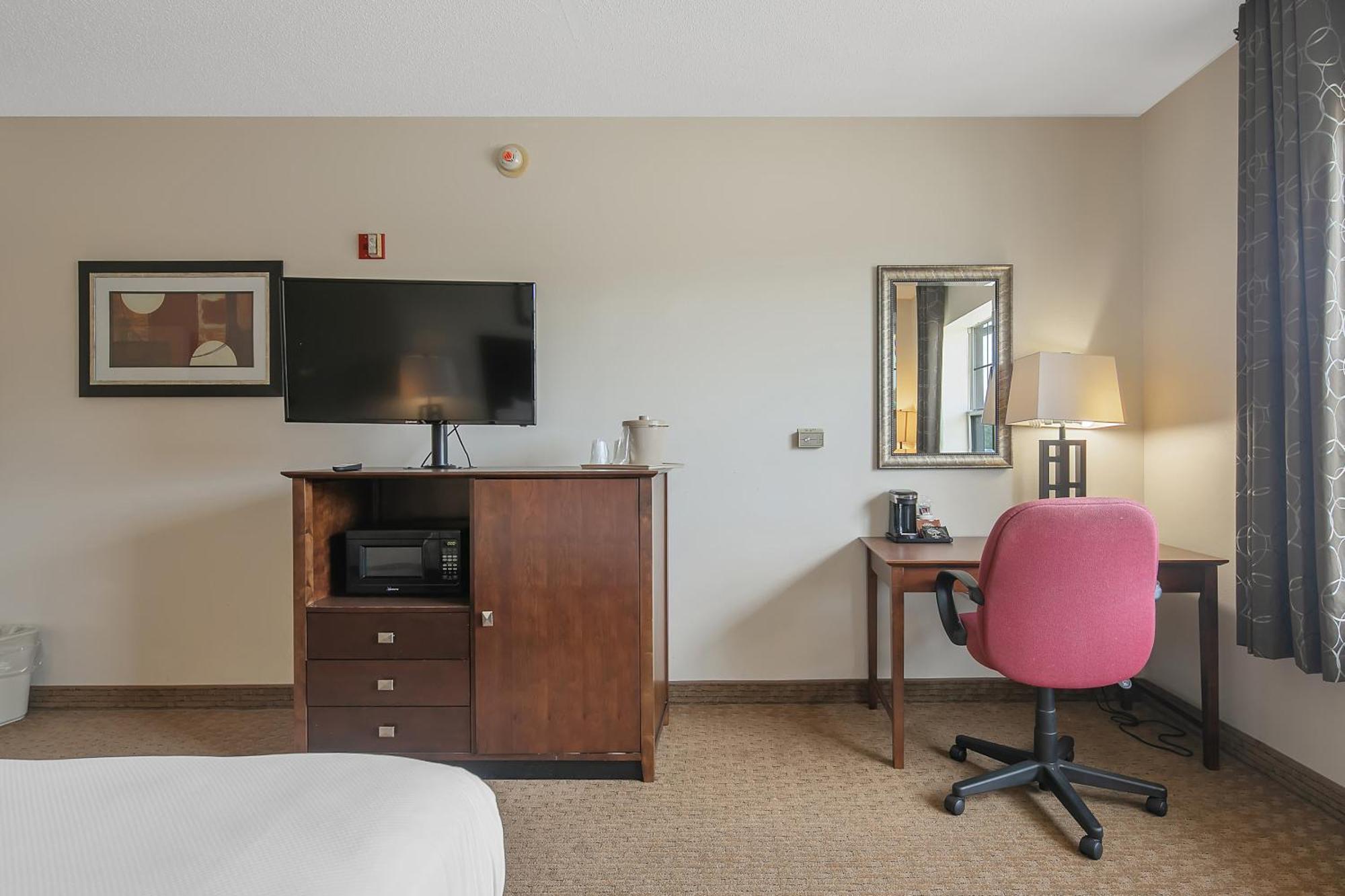 The Landmark Inn Форт-Брэгг Номер фото